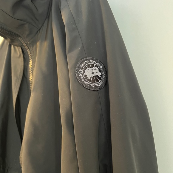 Canada goose Cinematographer jacket, size S - Picture 2 of 3